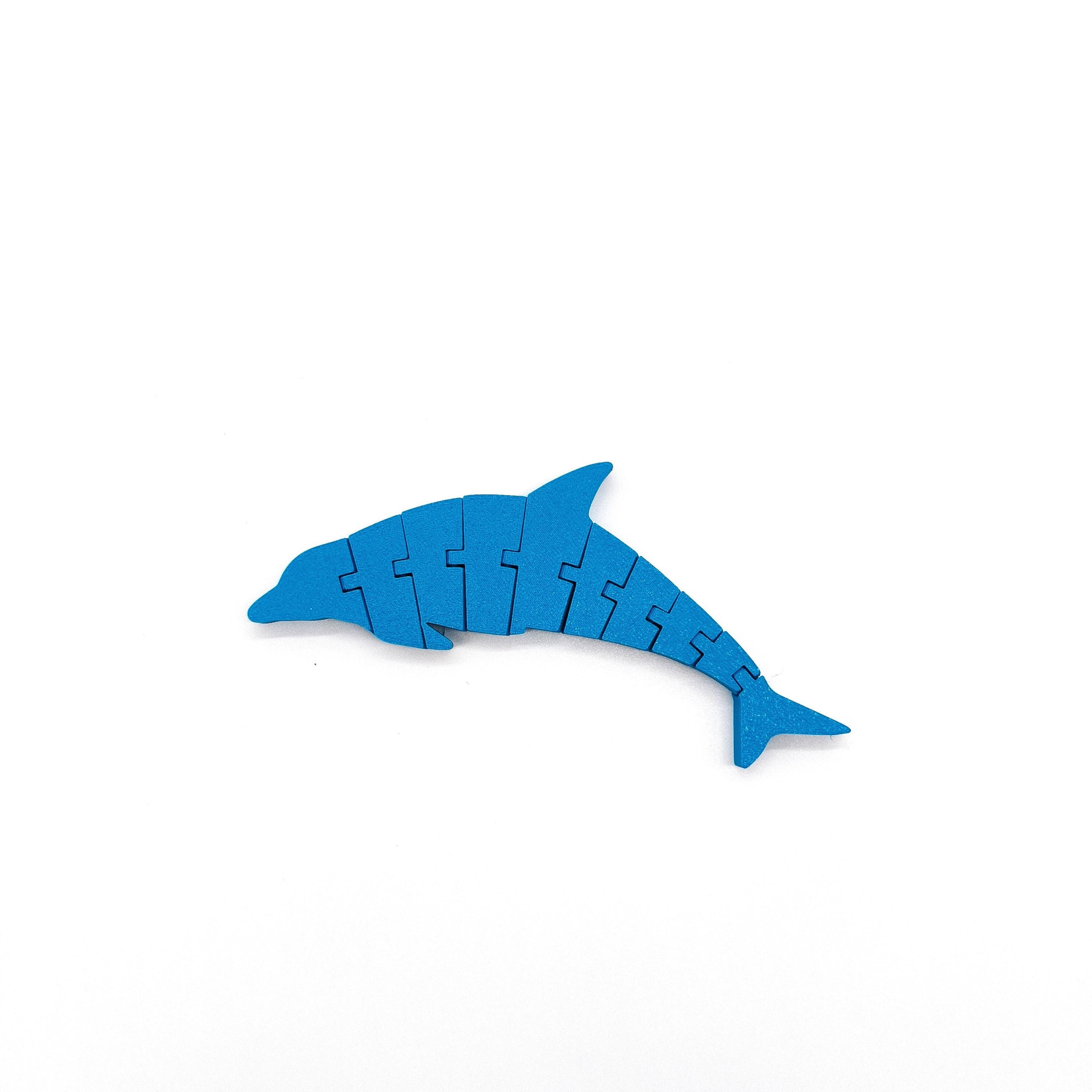 Articulated Dolphin Toy – Flexible Fidget Sensory Toy – Fun Desk Decor & Gift for Ocean Lovers – Customizable, Moving Dolphin Figure